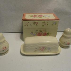 Photo of Tea Rose Pfalzgraff Recipe Box Salt & Pepper Shakers & Butter Dish