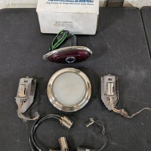 Photo of Vintaqe Inc. Reproduction 1938-39 Tail Light Assembly w/ Blue Dot, 1930-31 Model