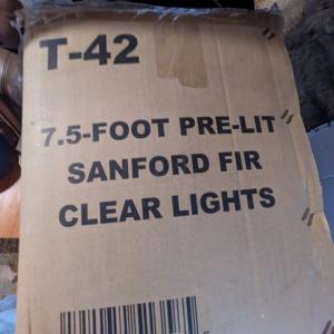 Photo of 7.5 Foot Pre-Lit Sanford Fir Clear Lights Tree