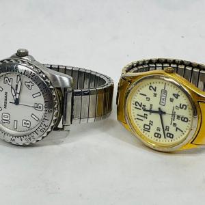 Photo of A lot of two men’s wrist watches