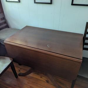 Photo of Drop Leaf Table With 6 Chairs