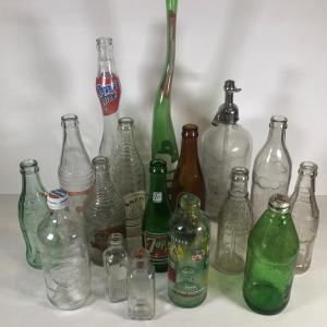 Photo of LOT 60L: Vintage Glass Soda Bottles: 7UP, Pepsi Free & More