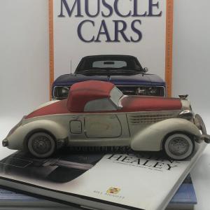 Photo of LOT 35L: Vintage 1978 Ezra Brooks Collectors Series Porcelain Auburn 1932 Car De