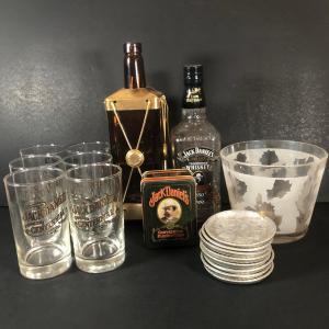 Photo of LOT 55L: Jack Daniels Gentleman Playing Cards, Glasses, Musical Decanter & More