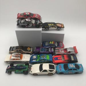 Photo of LOT 32L: 1/64 Scale Model Race Cars - Vintage & Modern Hotwheels and More