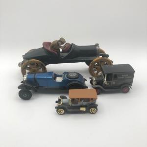 Photo of LOT 28L: Reproduction Cast Iron Boat Tail Race Car, Blue Mercedes Benz Model, Ll