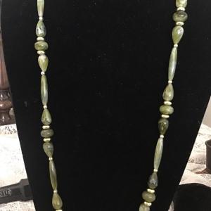 Photo of Vintage Green Beaded Necklace