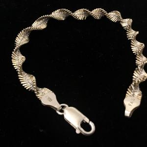 Photo of Italy 925 Silver Twist Bracelet