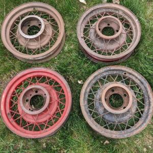 Photo of Ford Straight Spoke Wheels