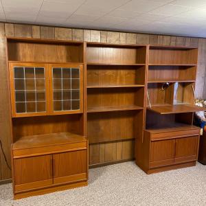 Photo of LOT 147B: Vintage Wooden Shelving/Cabinet Unit w/ Key