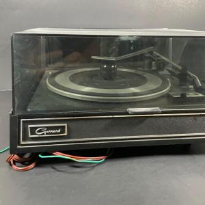 Photo of LOT 403D: Vintage Garrard Synchro Lab Turntable LRS-20