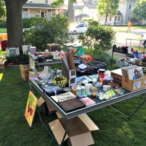 Photo of The Perfect Garage Sale!!!!!!!!