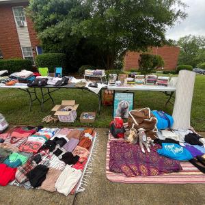 Photo of Yard Sale Happening Now!