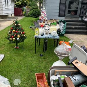 Photo of Moving sale! Town-wide sale!