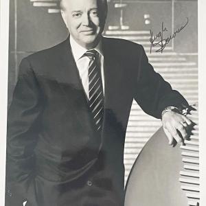 Photo of TV host Hugh Downs signed photo
