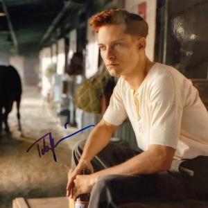 Photo of Seabiscuit Tobey Maguire signed movie photo