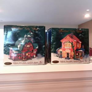 Photo of HEARTLAND VALLEY VILLAGE 'SANTA'S GIFTS" AND A BARN LIGHTED HOUSES