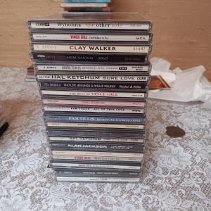 Photo of COUNTRY WESTERN MUSIC ON CD'S