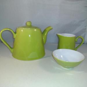 Photo of Maxwell and Williams 'Krinkle' Teapot, Creamer, and Sugar Bowl