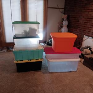 Photo of A VARIETY OF STORAGE TOTES