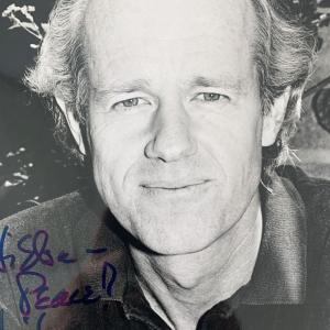 Photo of Mike Farrell signed photo