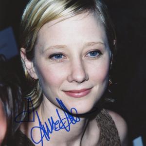 Photo of Anne Heche signed photo