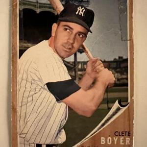 Photo of Clete Boyer 1962 Topps baseball card No. 490