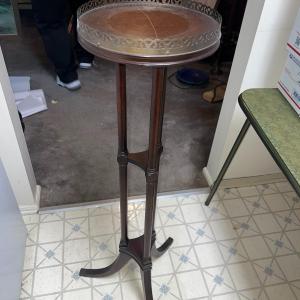Photo of Ferguson Bros Mahogany Fluted Tri Column Brass Gallery Pedestal Plant Stand in F