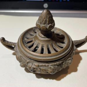 Photo of Antique Bronze/Brass Heavy Incense Burner 3.25" x 4.5" x 2.5" tall Preowned from
