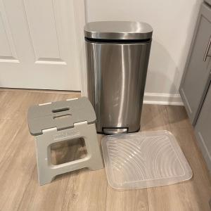 Photo of Bona Mop, Stool & Stainless Trash Can (K-SS)