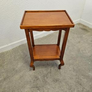 Photo of Small Console Side Table (G-JS)