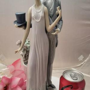 Photo of Large Lladro 1430 Couple High Society Romance Retired Figurine -VGC