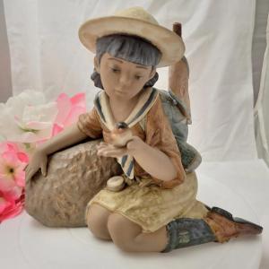 Photo of VERY RARE Lladro Figurine "Natures Friend" #2213 Girl/Bird Gres Retired Scout