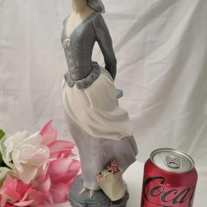 Photo of Large Lladro 14 1/4" Sea Breeze, Brisa Marina, Porcelain, Made In Spain Retired