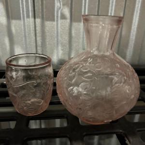 Photo of Pink Vase an Cup