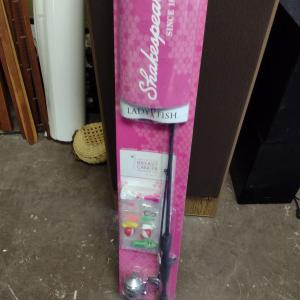 Photo of Shakespeare Ladies Fishing Pole Set- New and Unopened