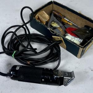 Photo of OSTER Model A2 Clipper with Accessories