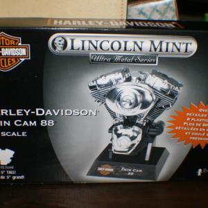 Photo of Lincoln Mint Ultra metal Series Harley Havidson Twin Cam 88 Model