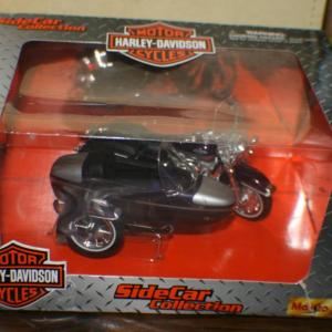 Photo of Maisto Harley Daavidson Black Die Cast Motorcycle and Sidecar