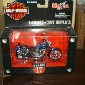 Photo of Maisto Harley Davidson Blue Die Cast Motorcycle