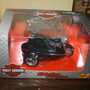 Photo of Maisto Harey Davidson Black Die Cast Motorcycle and Sidecar