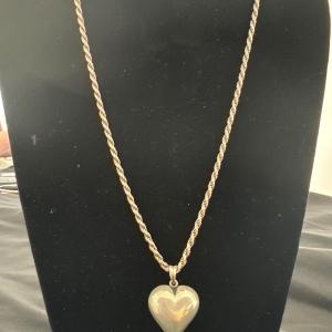 Photo of 925 Italy silver necklace with 925 heart silver pendant