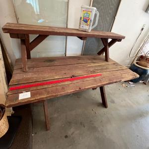 Photo of Picnic table & bench