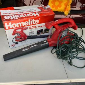 Photo of Homelite electric leaf blower