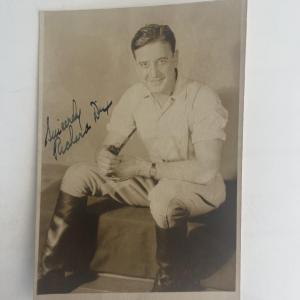 Photo of Academy Award Winner Richard Dix signed photo