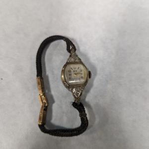 Photo of Swiss Wind Up Wristwatch 10k Rgp Bezel Vintage Collectible