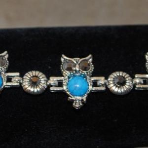 Photo of "Blue Belly" Owl Bracelet 6½" End-to-End on a Silver Tone Setting