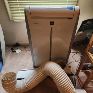 Photo of Sharp Portable Air Conditioner 10,500 BTU w Remote Tested