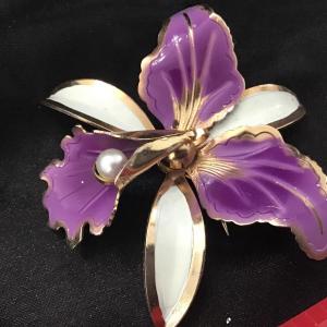 Photo of Flower Orchid White Purple Enamel Pearl Vintage Gold Brooch Pin