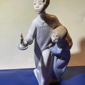 Photo of Vintage Lladro “Boy in Night Shirt Holding Candle” Figurine #4874 in VG Preo